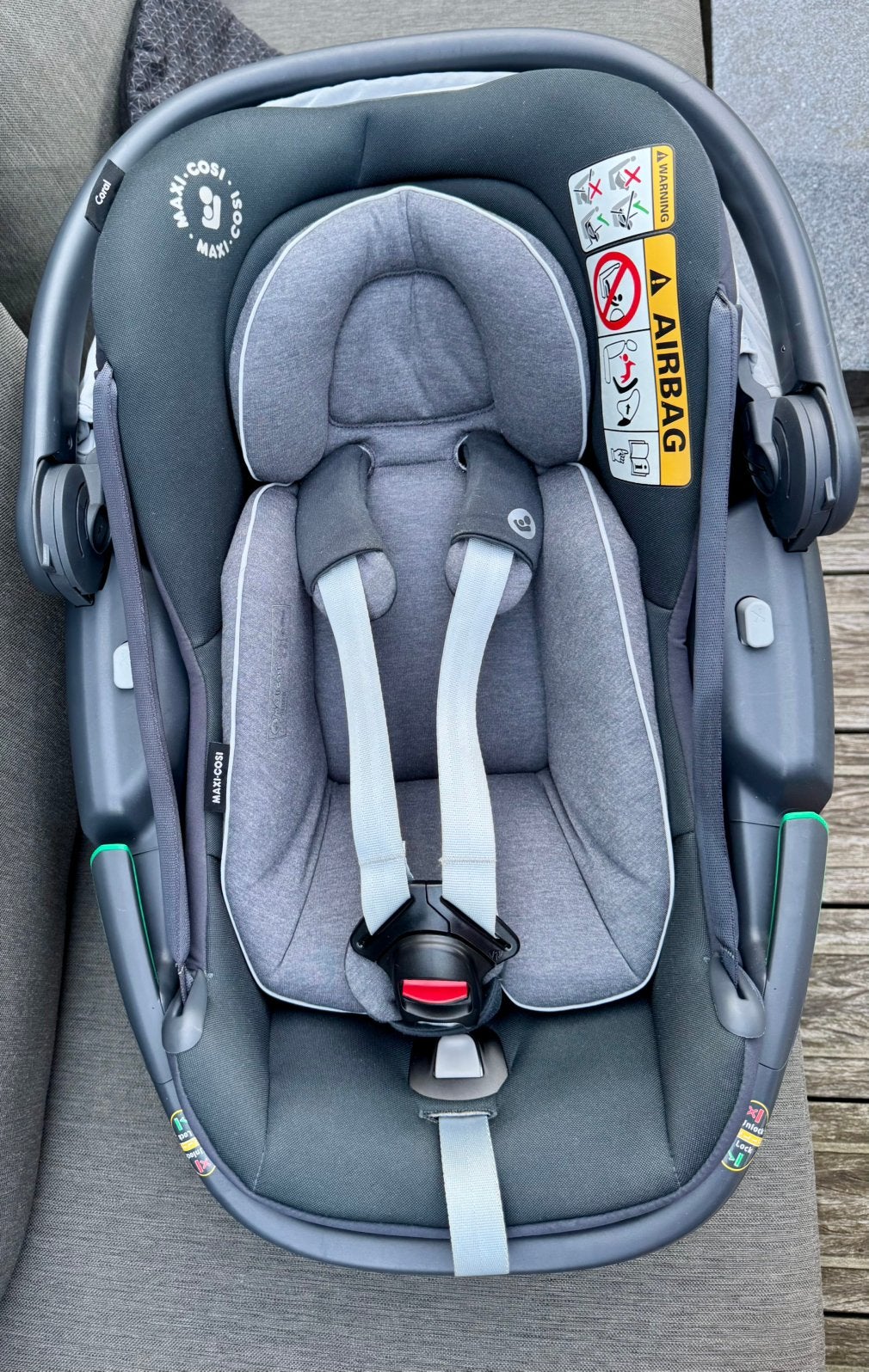 Maxicosi Coral + 2 x FamilyFix3 isofix basis, Kinderen en Baby's, Autostoeltjes, Ophalen, Zijbescherming, Zo goed als nieuw, Isofix