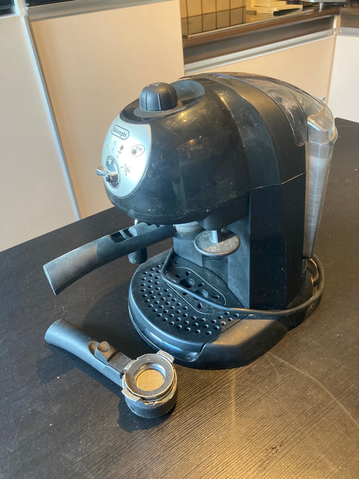 Delonghi koffiemachine, Ophalen, Gebruikt, Koffiemachine