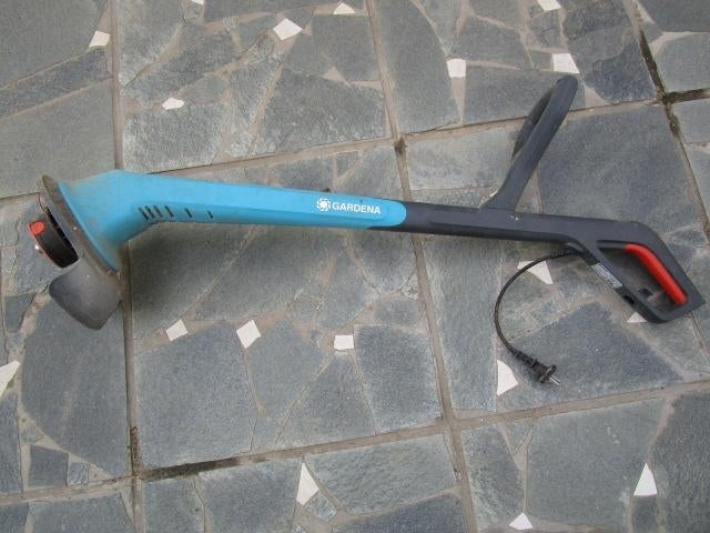 Débroussailleuse Gardena (Husqvarna) 220 V avec câble, Jardin & Terrasse, Coupe-bordures, Enlèvement ou Envoi, Utilisé, Électrique