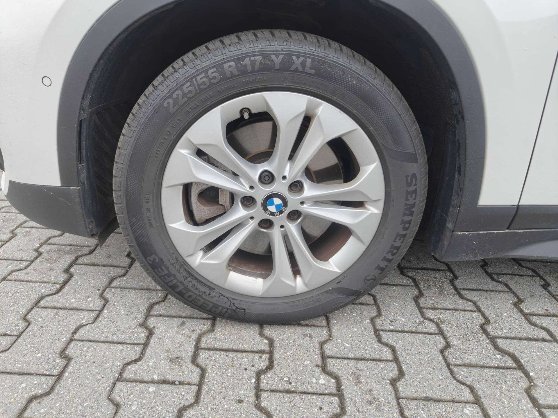 BMW X1 1.5iA xDrive25e 220pk/LED/Leder/Camera/Cruise/ElecKof, Autos, X1, Achat, Cruise Control, Euro 6