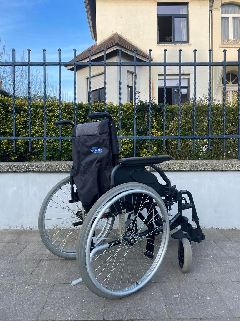 Chaise roulante pliable Invacare Esprit 3 Action état neuf, Enlèvement ou Envoi, Pliant, Comme neuf, Fauteuil roulant manuel