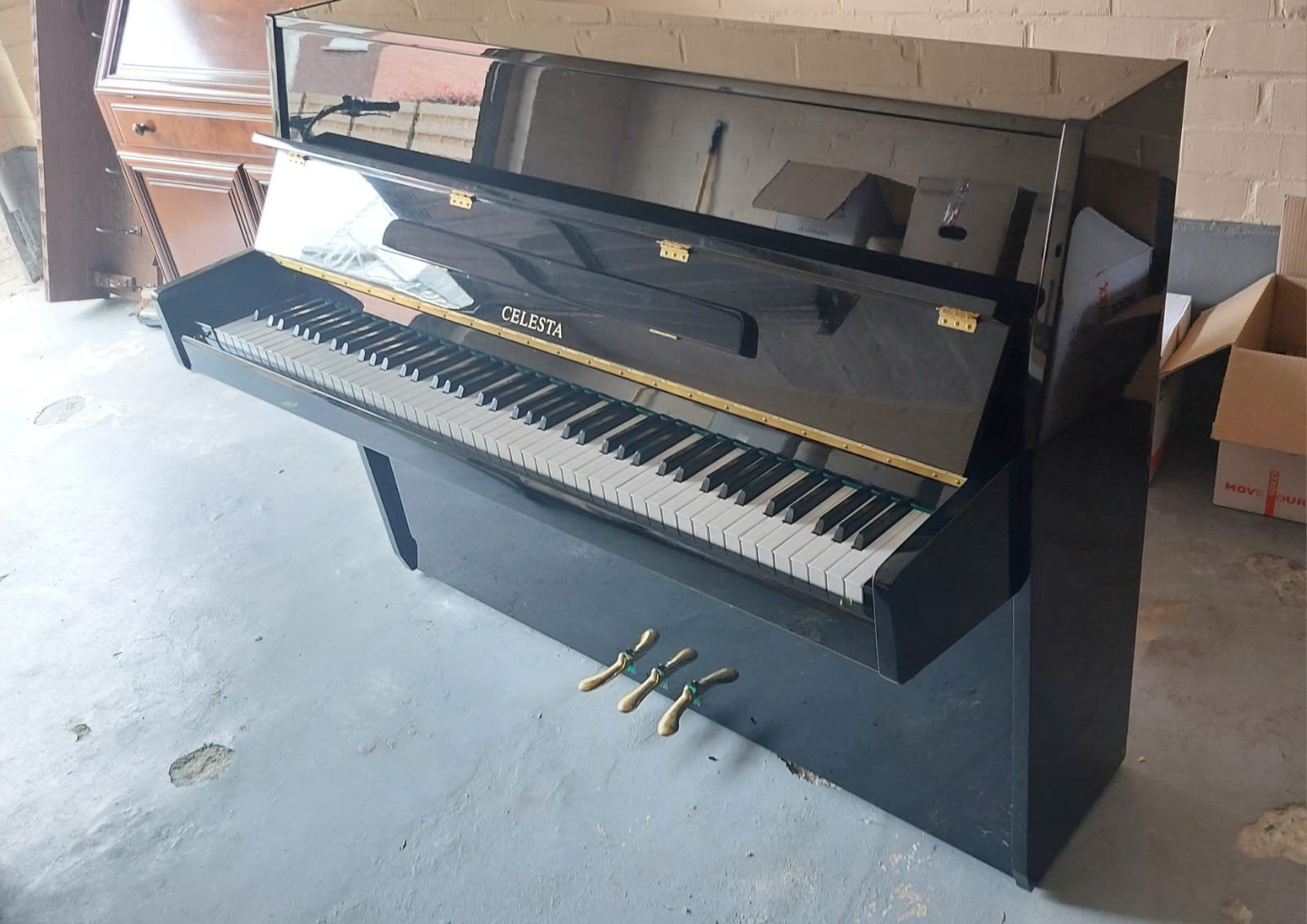 Gratis zwarte Celesta piano (kan worden gebracht op 14 juni), Muziek en Instrumenten, Piano's, Ophalen of Verzenden, Piano