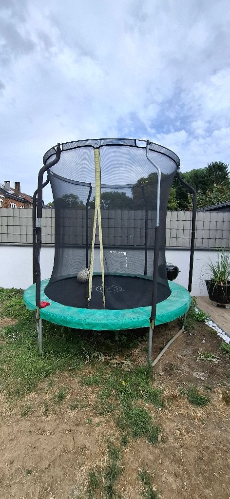 trampoline, Enlèvement, Utilisé