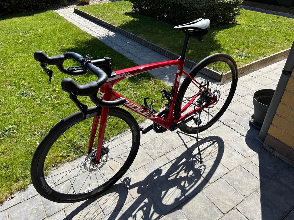 Zeer mooie rood bordeaux Ridley fenix disc 2024, 28 inch, Carbon, 10 tot 15 versnellingen, Heren