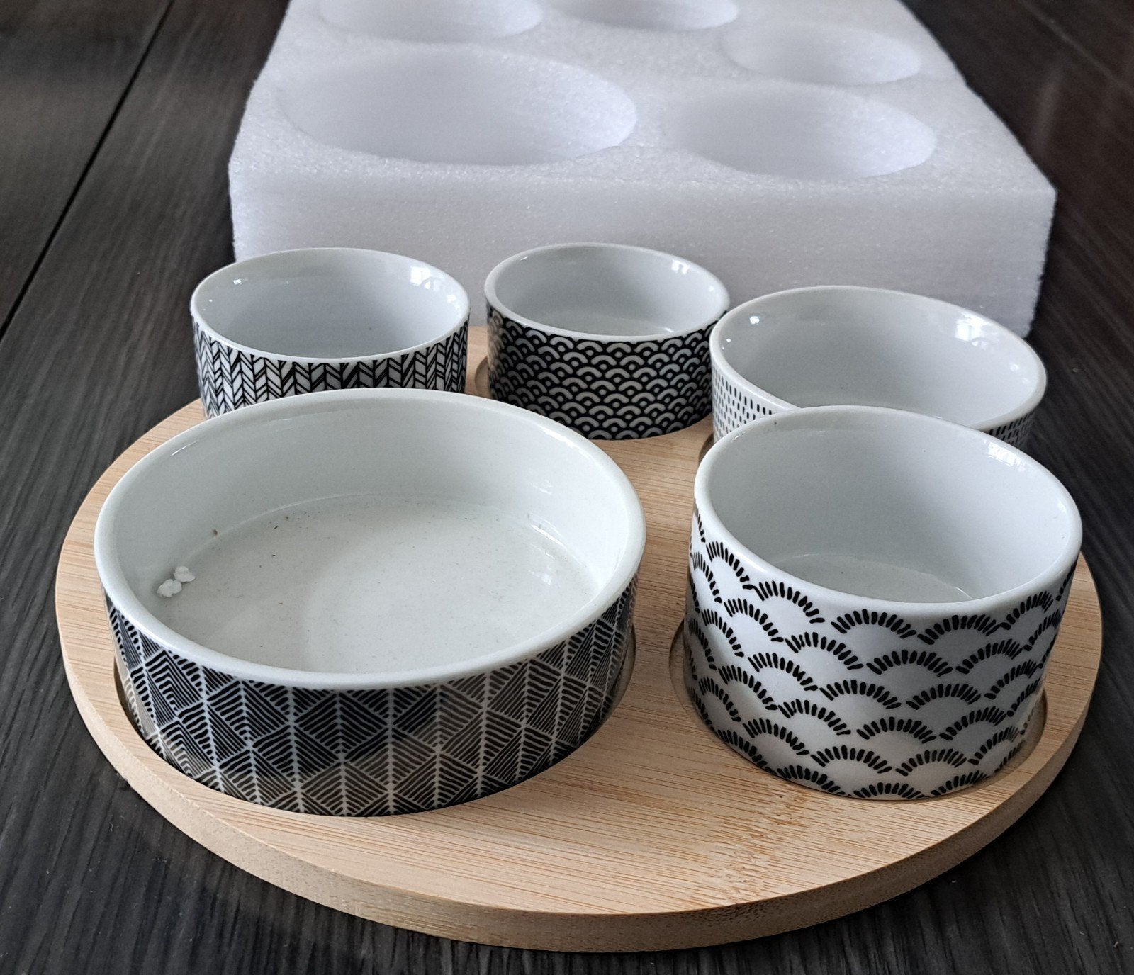 Set apéritif, Maison & Meubles, Cuisine | Vaisselle, Enlèvement ou Envoi, Neuf, Porcelaine, Plateau