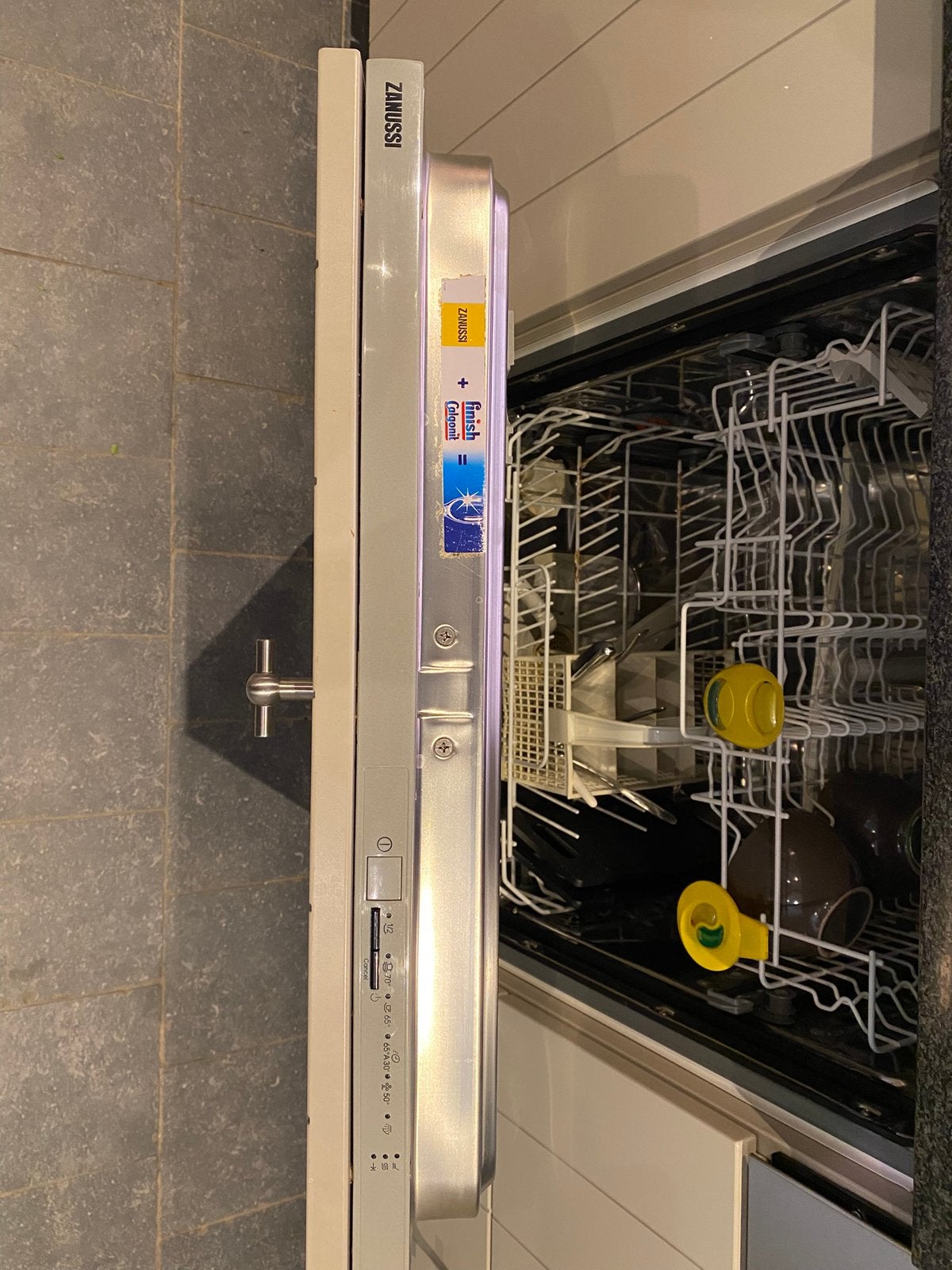 Inbouwvaat Zanussi, Elektronische apparatuur, Vaatwasmachines, Ophalen, Gebruikt, Minder dan 85 cm, Inbouw