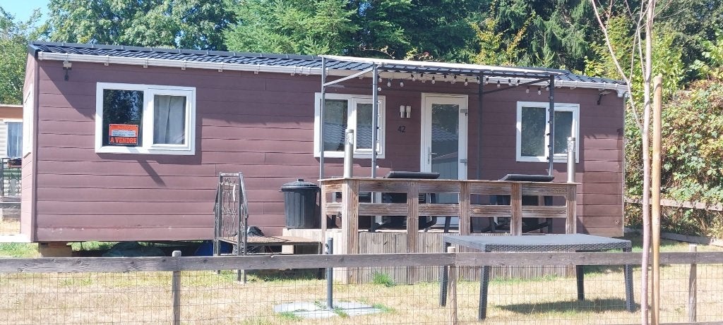 Mobile-Home / Chalet Camping La Rochette, Florenville, Jusqu'à 5