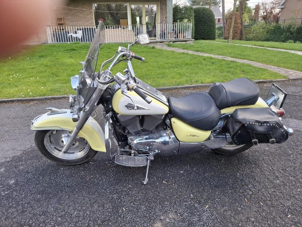 Suzuki Intruder, Motoren, Ophalen