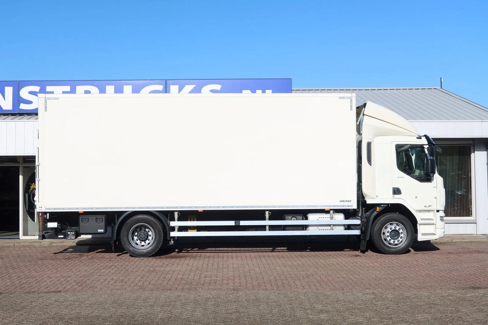 DAF LF 290 Bak+Klep 1500 kg, Autos, Achat, Entreprise, 213 kW, ABS