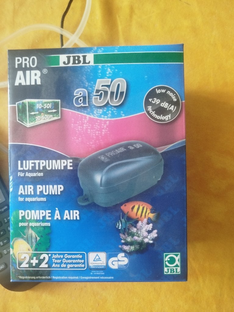 Pompe a air aquarium, Tuyaux inclus, Aquarium d'eau douce rempli, Enlèvement, Utilisé