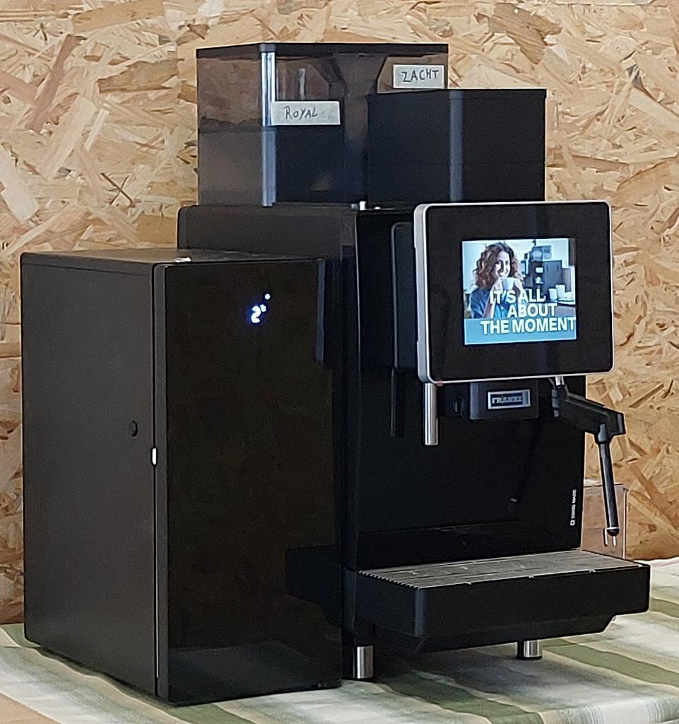 FRANKE Koffie-machine - PRO, Electroménager, Cafetières, Café en grains, Utilisé, 10 tasses ou plus, Tuyau à Vapeur