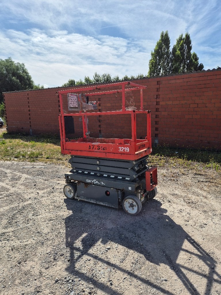 SKYJACK SJ III 3219 | 8 meter schaarlift | NIEUWE CONTROLLER, Ophalen