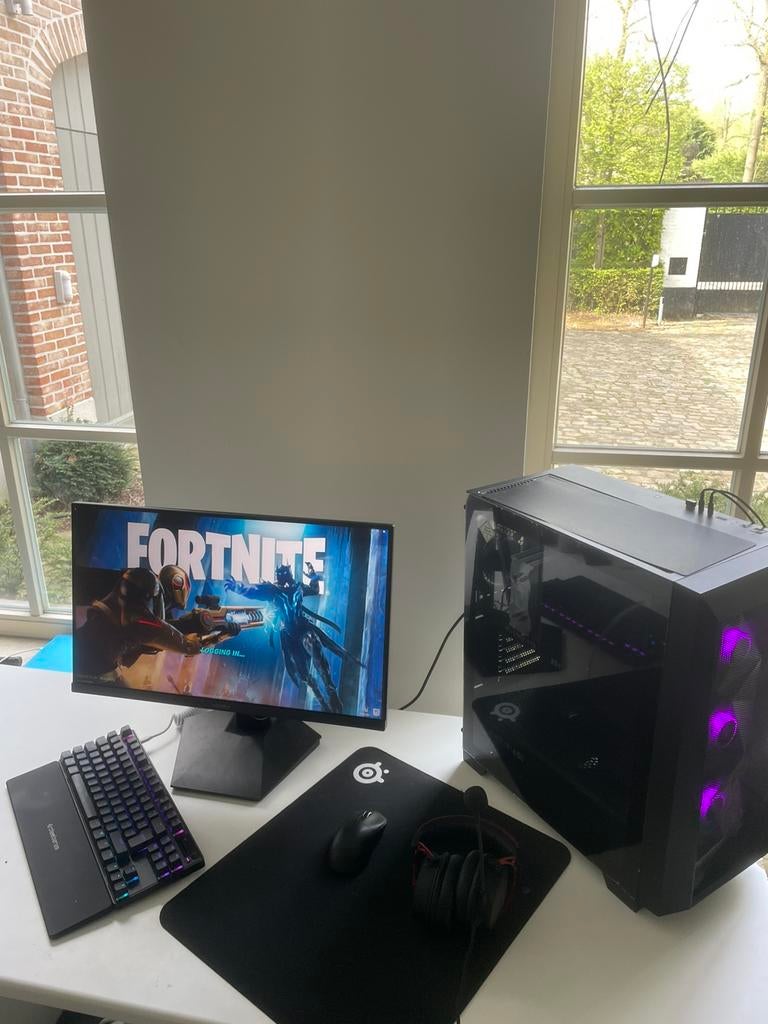Complete Gaming Setup for Sale – Ready to Play, Computers en Software, Desktop Pc's, Zo goed als nieuw, 3 tot 4 Ghz, SSD, 32 GB