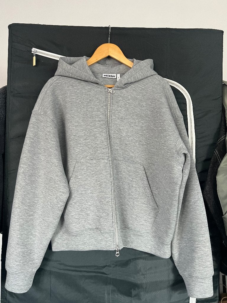 Weekday hoodie scuba gris T:M, Kleding | Heren, Maat 48/50 (M), Ophalen of Verzenden, Zo goed als nieuw, Weekday