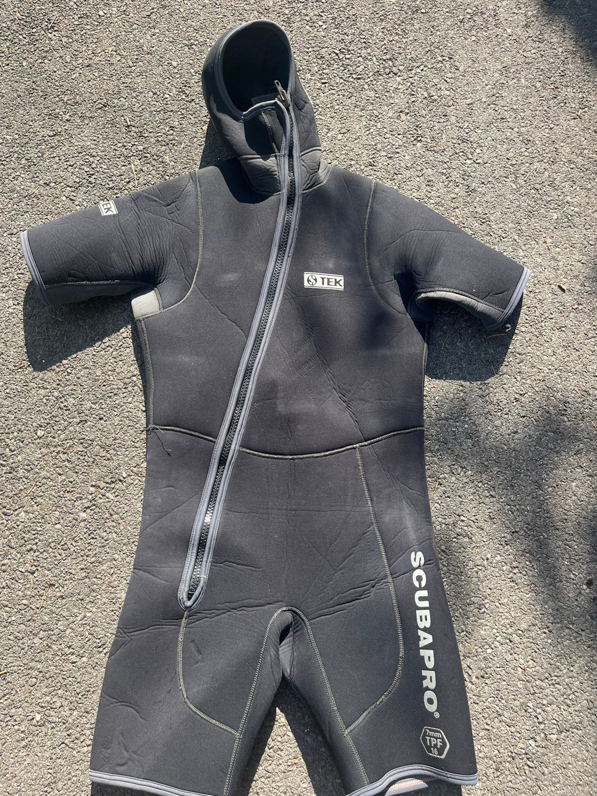Neopreen pak Scubapro 7 mm, Watersport en Boten, Duiken, Ophalen of Verzenden, Zo goed als nieuw