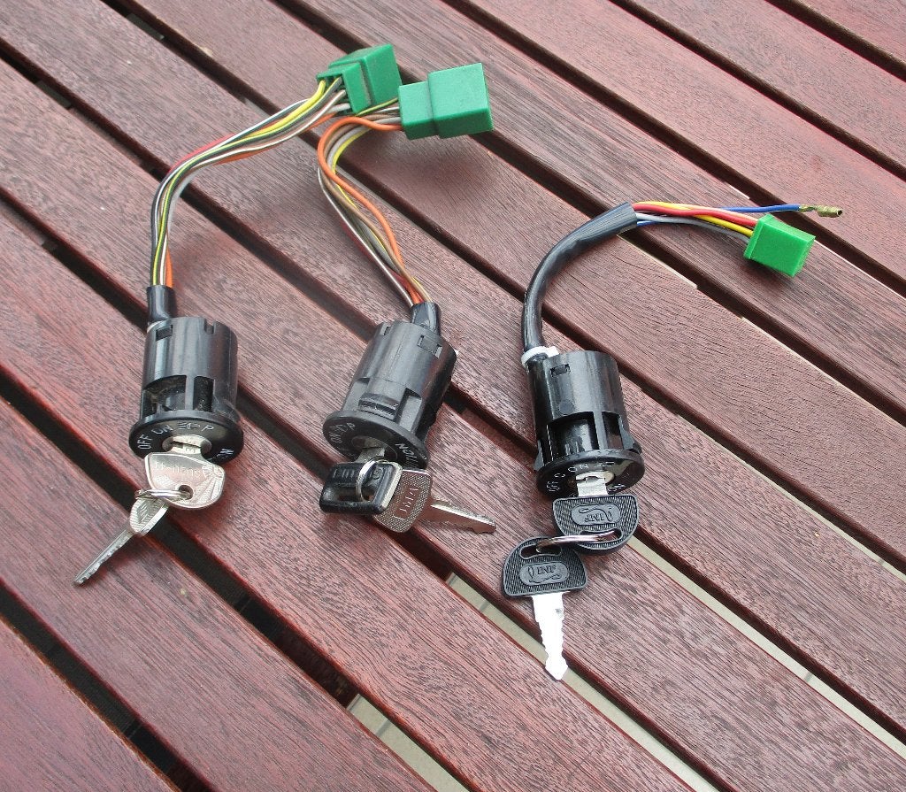 Contacts pour SUZUKI FA50 et TSX, Enlèvement, Comme neuf, Autres types, Autres marques
