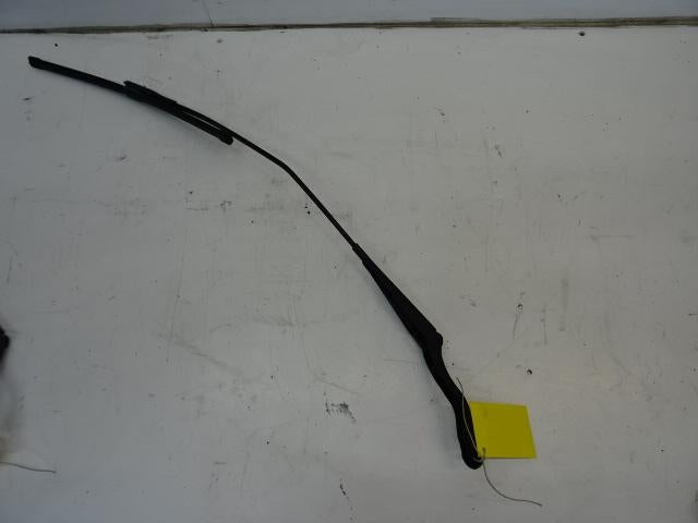 RUITENWISSERARM RECHTS VOOR Opel Corsa D (01-2006/12-2014), Gebruikt, Opel