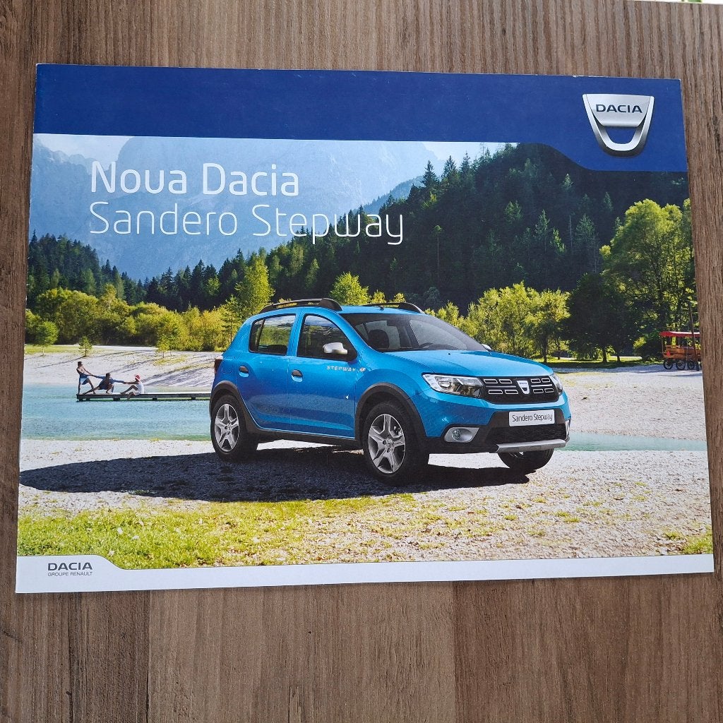 VOUO DACIA SANDERO STEPWAY  april 2017, Boeken, Ophalen of Verzenden, Nieuw, Overige merken