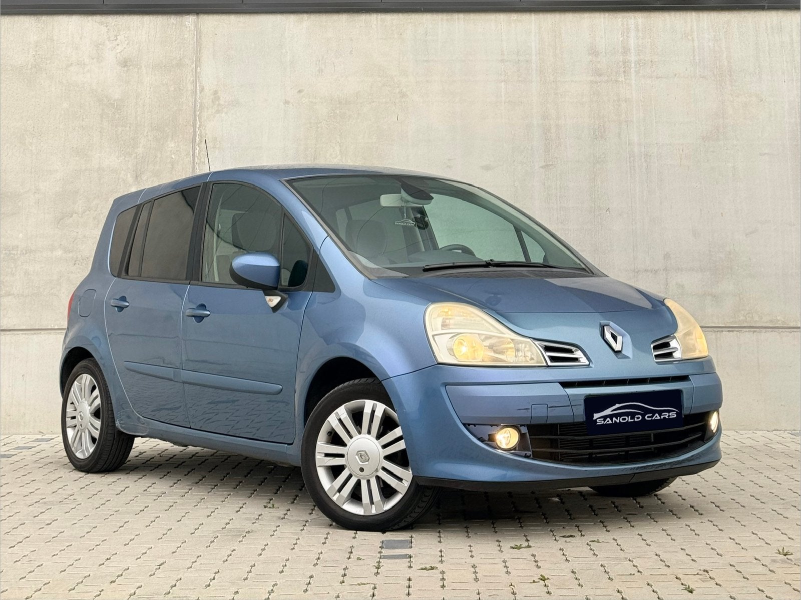 Automaat • Renault Grand Modus • 1.6i • Volledig, Auto's, Automaat, https://public.car-pass.be/vhr/0e258ade-f6c6-47dc-a565-c13bd10795ca