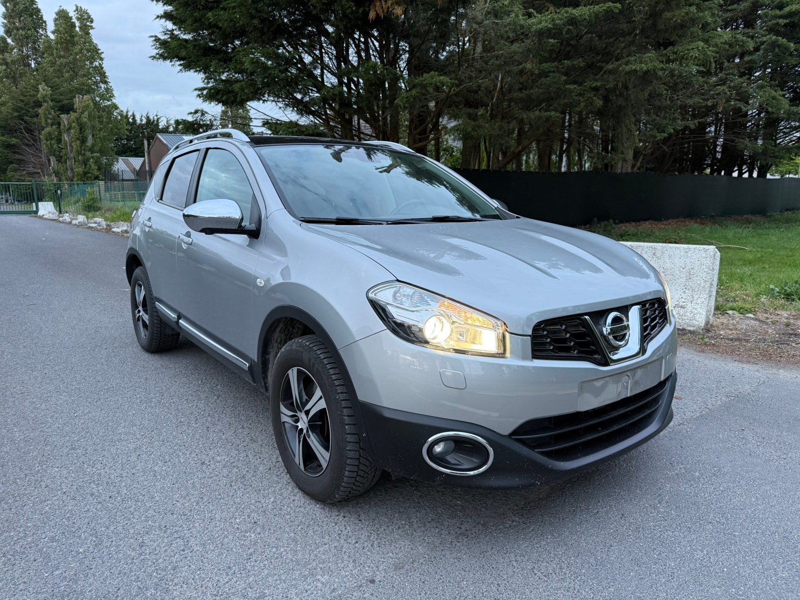 Nissan Qashqai | 1.6 | Automaat | Pano-Dak | 84.000Km |, Autos, Nissan, Achat, Entreprise, Entretenue par le concessionnaire, Noir
