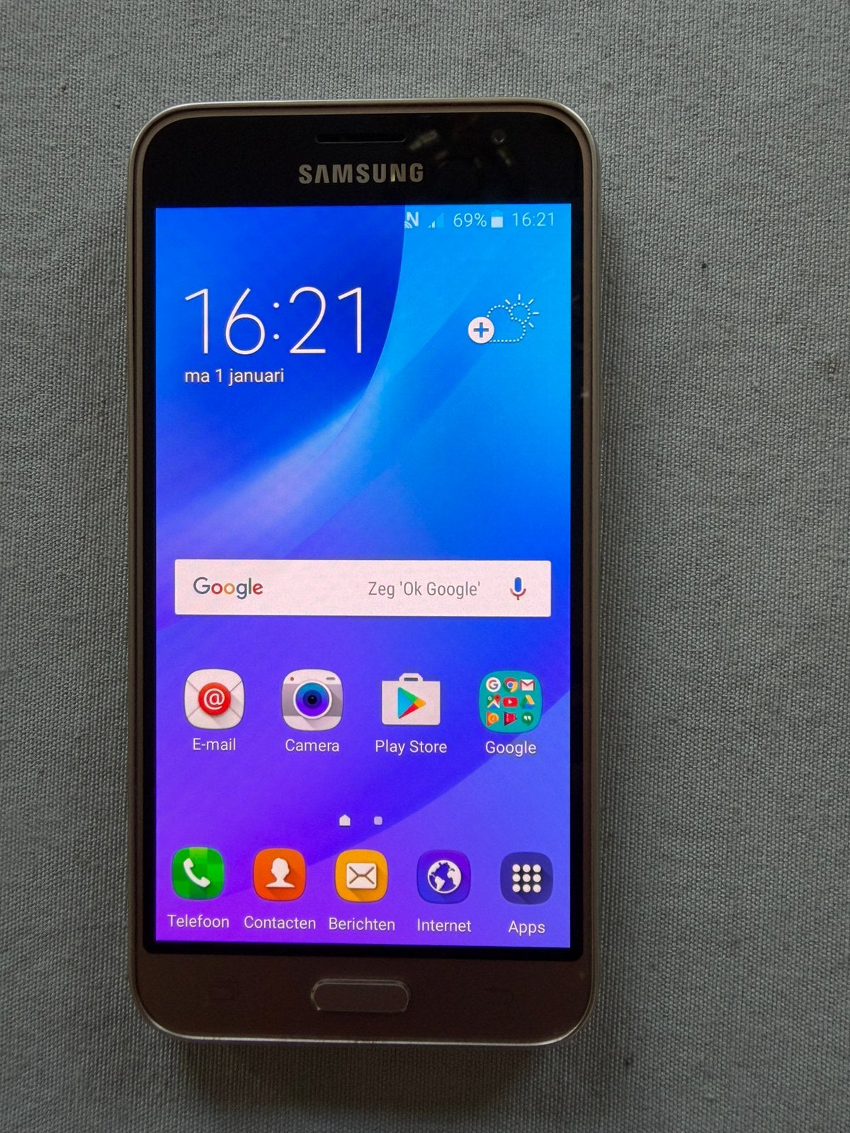 Mooie Samsung galaxy J3 goudkleurig, Ophalen, Gebruikt, Overige kleuren, Zonder simlock