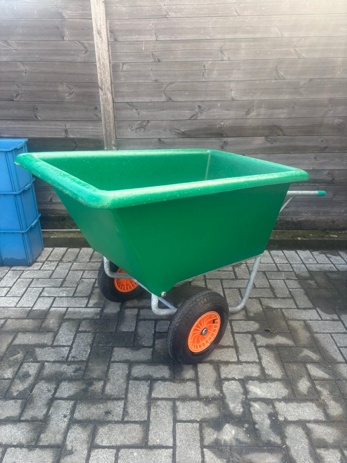 Kruiwagen 400l die kan kippen, Ophalen, Zo goed als nieuw
