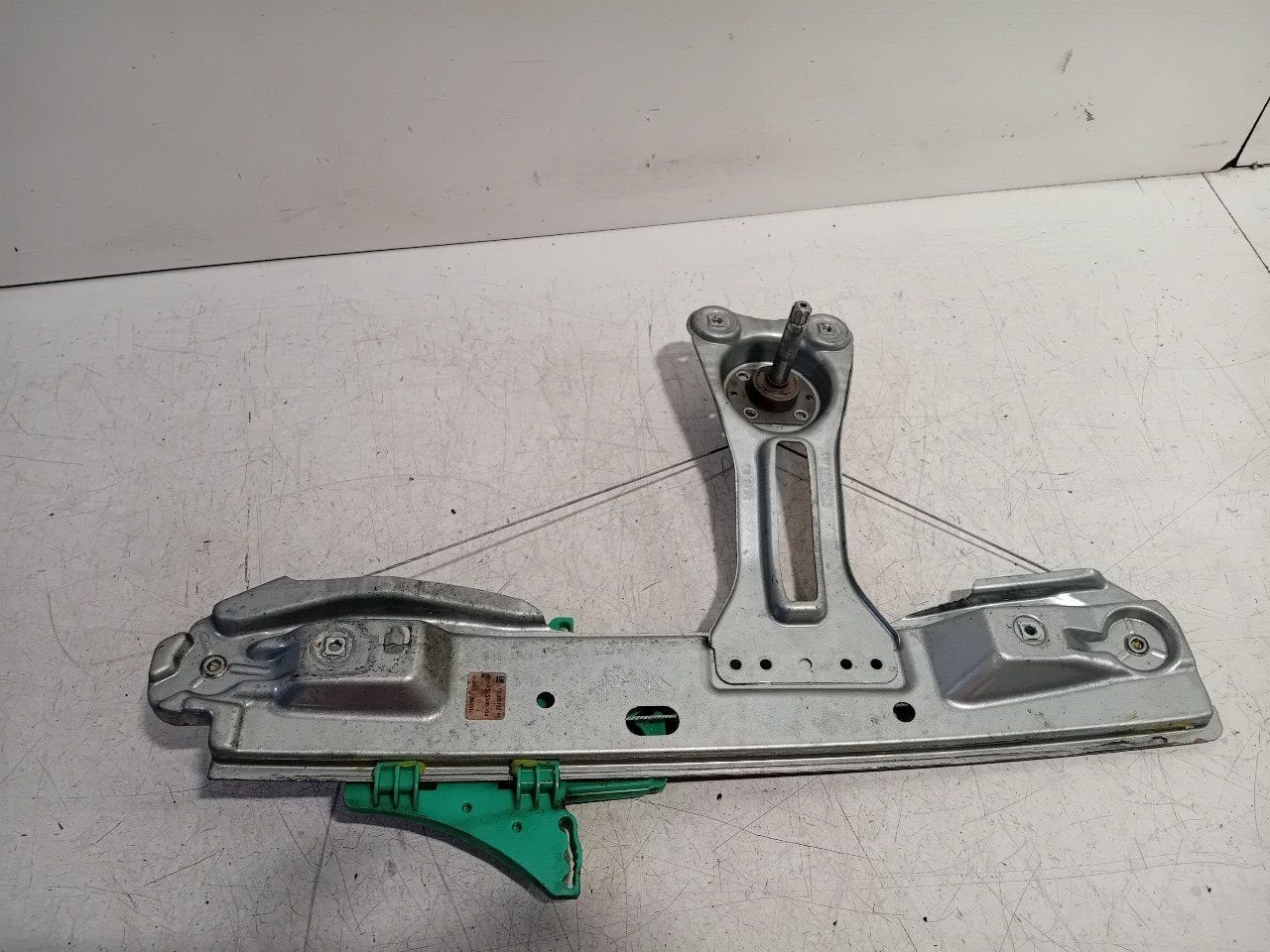 Raammechaniek rechts achter Opel Astra, Onderdelen@venauto.nl, Van der Ven Autorecycling B.V., Ettenseweg 76, 4706 PB Roosendaal, The Netherlands