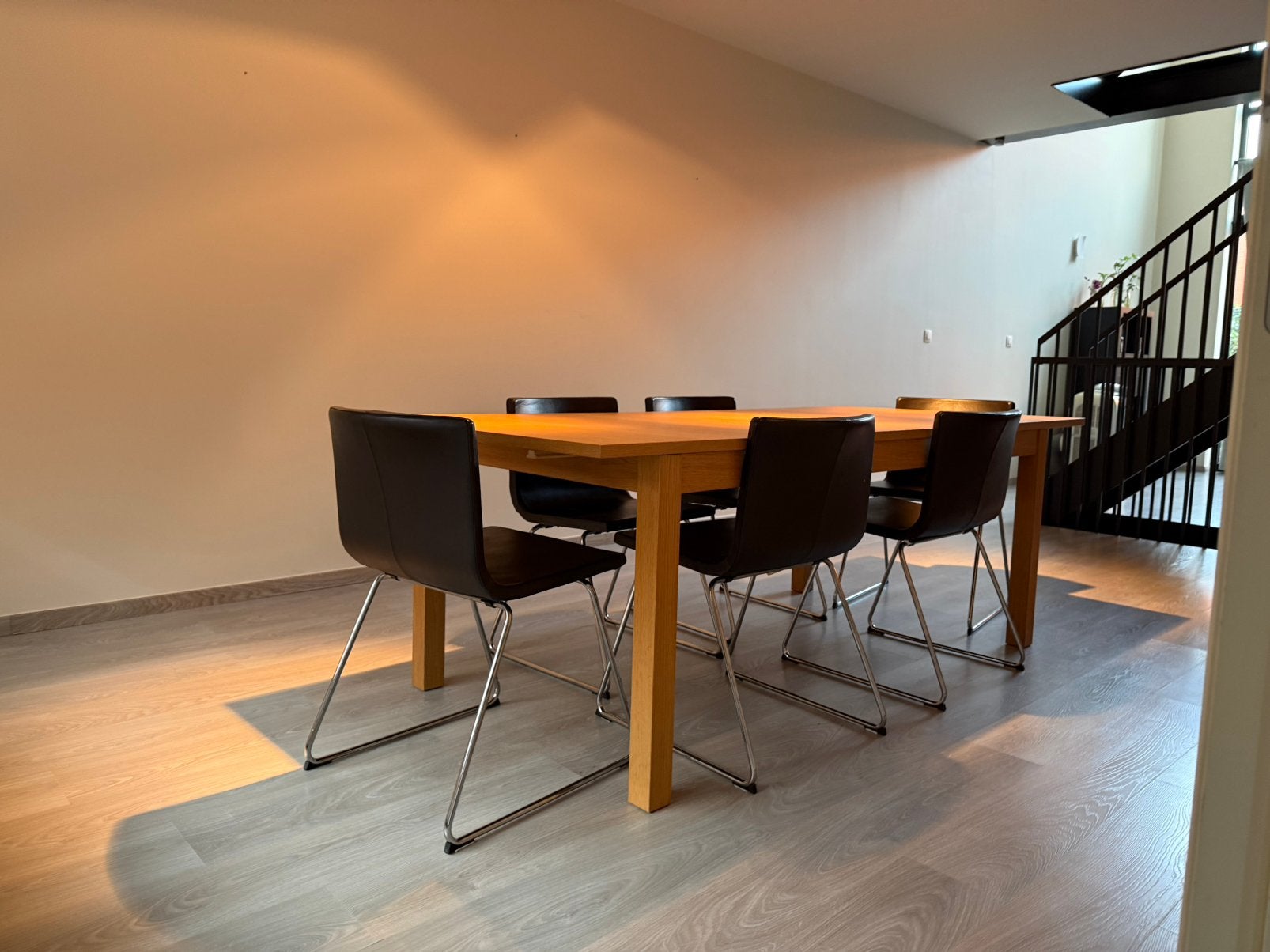 Eettafel Ikea Bjursta, Maison & Meubles, 150 à 200 cm, Cinq personnes ou plus, Enlèvement, Utilisé