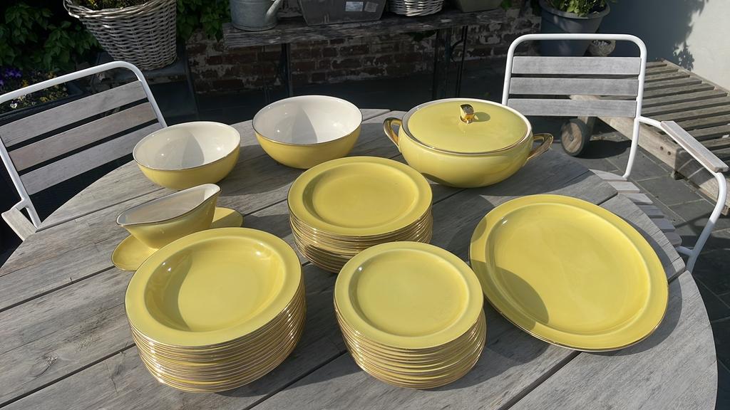 Boch freres keralux servies, Ophalen