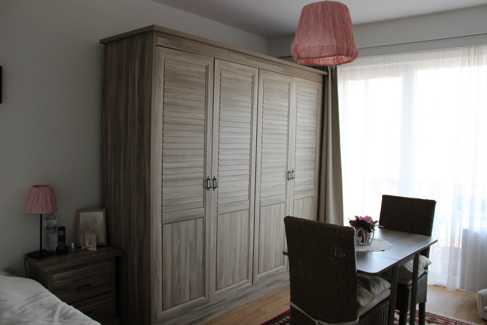 Kledingkast met 4 deuren + dressoir, Ophalen