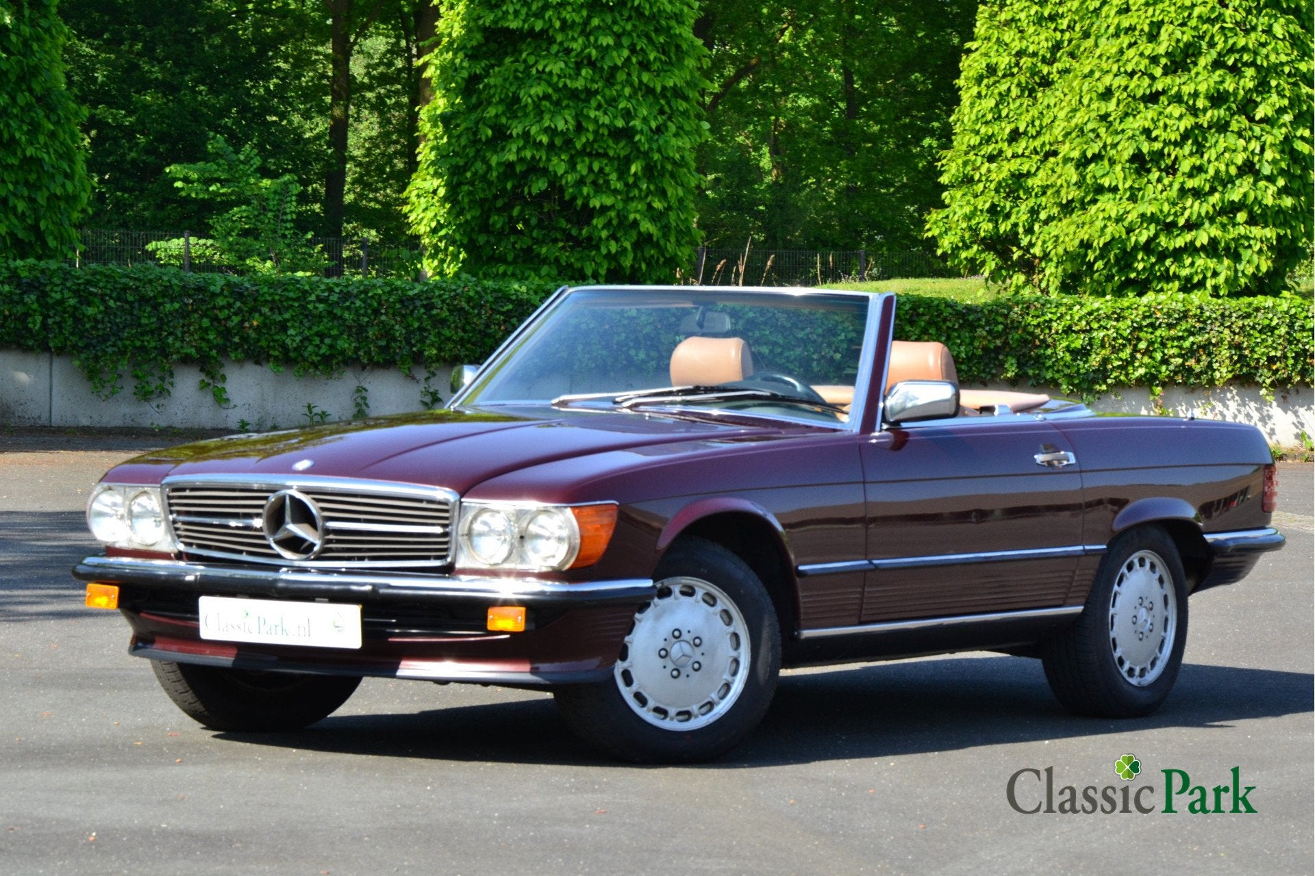 Mercedes-Benz SL-Klasse 560 SL (bj 1987, automaat), Automaat, Achterwielaandrijving, Bedrijf, 2 deurs