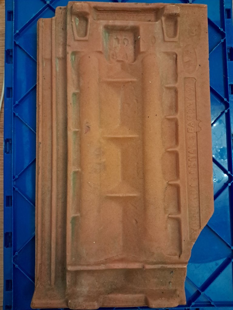 Cherche Tuiles: 43cm x 25cm, Hugenot-Fenal Pareny 51, Enlèvement ou Envoi, Pierre ou Argile, Utilisé, 5 à 10 m²