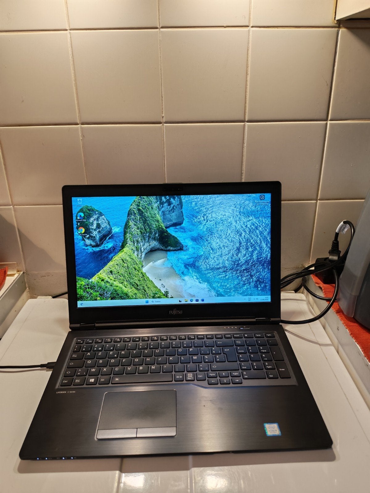 Lecteur de carte SIM Fujitsu Lifebook U7510 -, FUJITSU LIFEBOOK, 💻 Intel Core i5-10210U, Enlèvement ou Envoi, Comme neuf