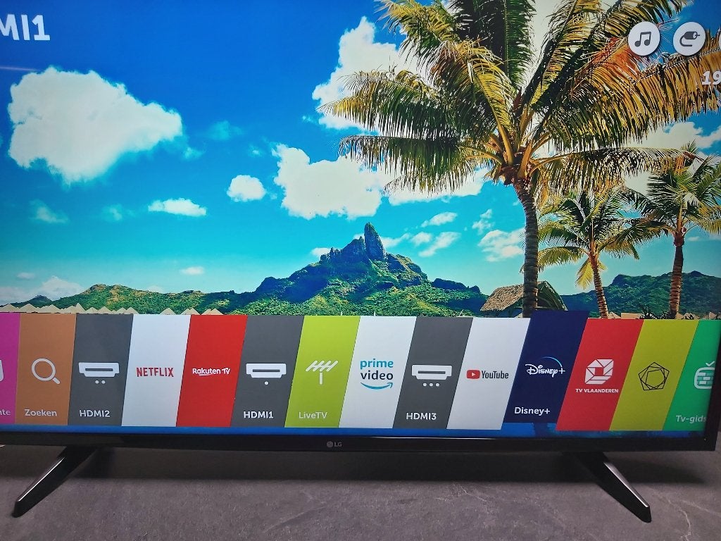 Goed werkende 43Inch LG 4K UltraHD Wifi Smart Tv Vaste Prijs, LED, 50 Hz, Enlèvement, Utilisé