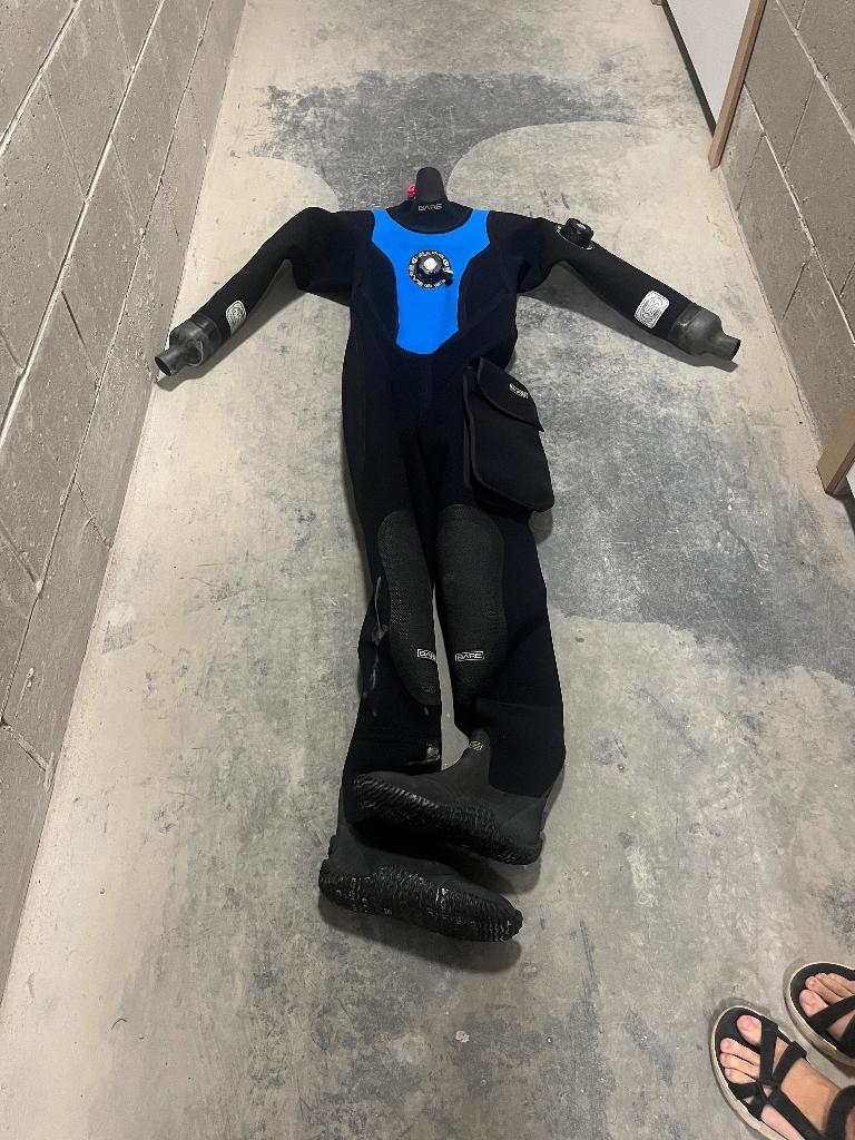 Droogpak, Ophalen, Nieuw, Duikpak