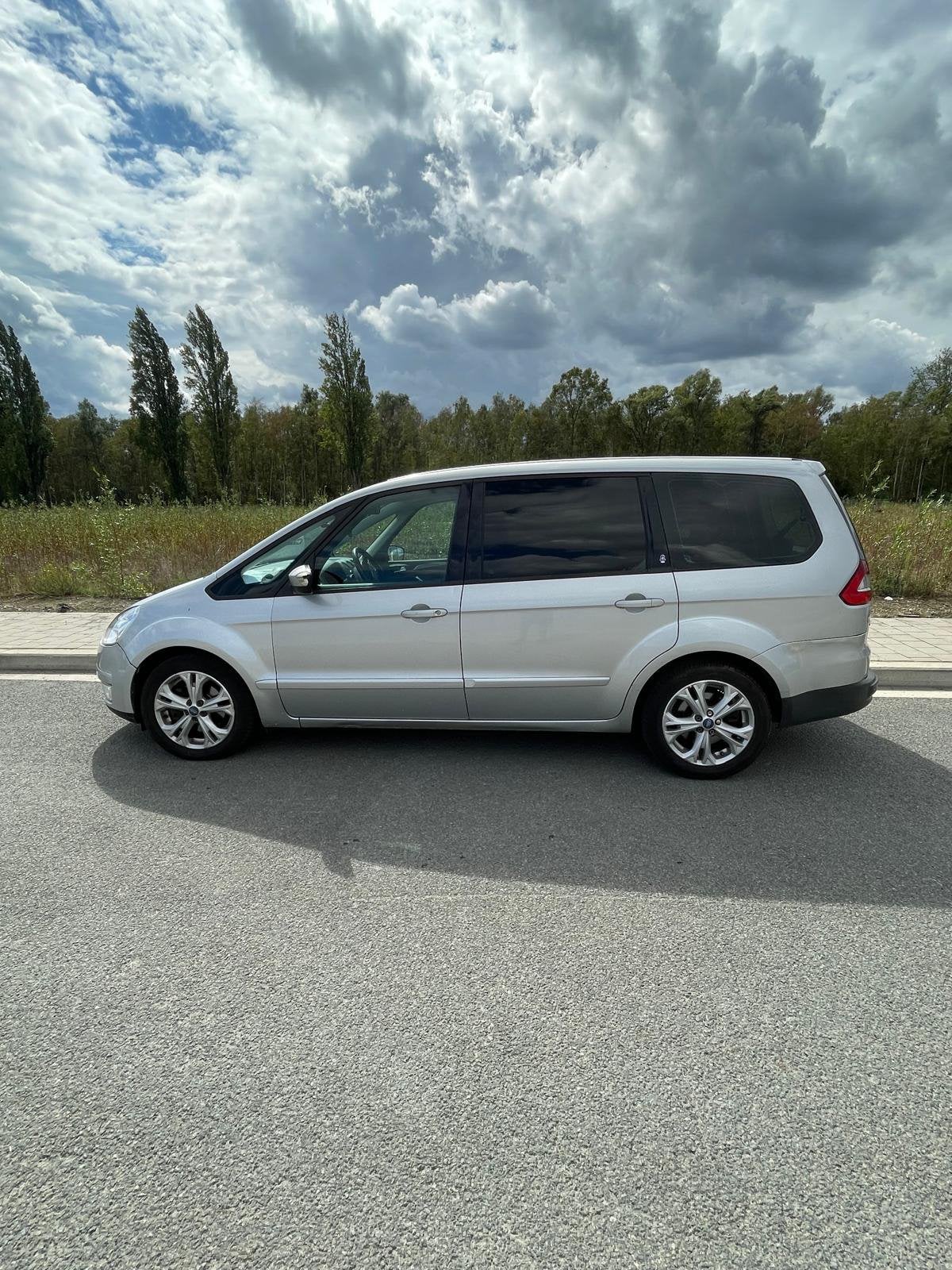 Ford Galaxy, Autos, Ford, Argent ou Gris, Achat, Boîte manuelle, Autre carrosserie
