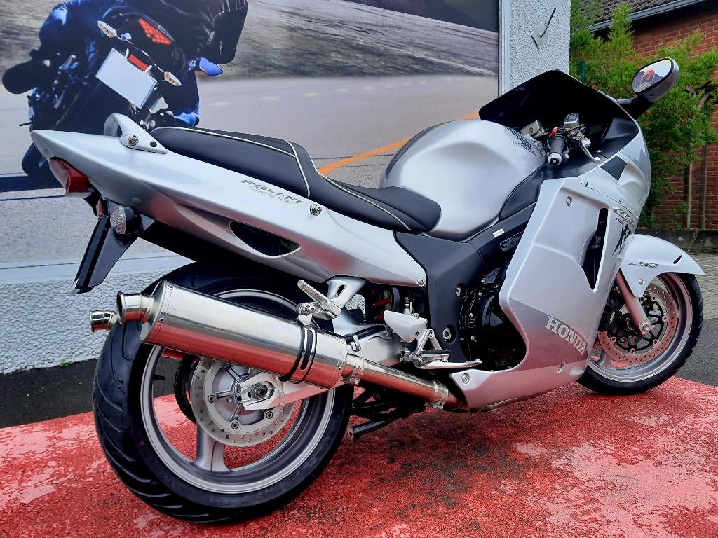 HONDA CBR 1100 XX Garantie 1 ou 2 ans, Motoren, Motoren | Honda, Occasion, 4 cilinders, Motorrijbewijs A, Bedrijf