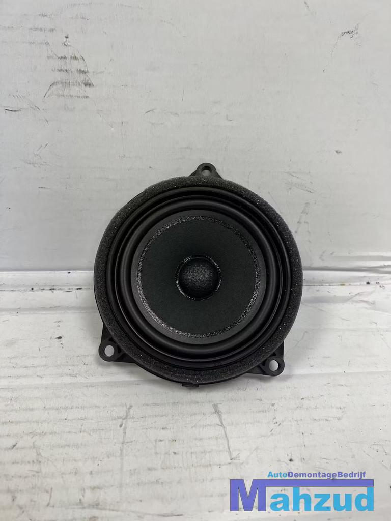 BMW 1 SERIE F40 Rechts achter speaker 6513871568503 2019+, Petuelring 130
80788  Munich, DE, Info@bmw.de, Utilisé, BMW