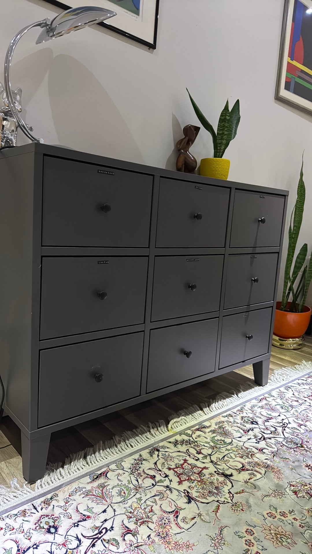 Commode robuste, Envoi, Comme neuf
