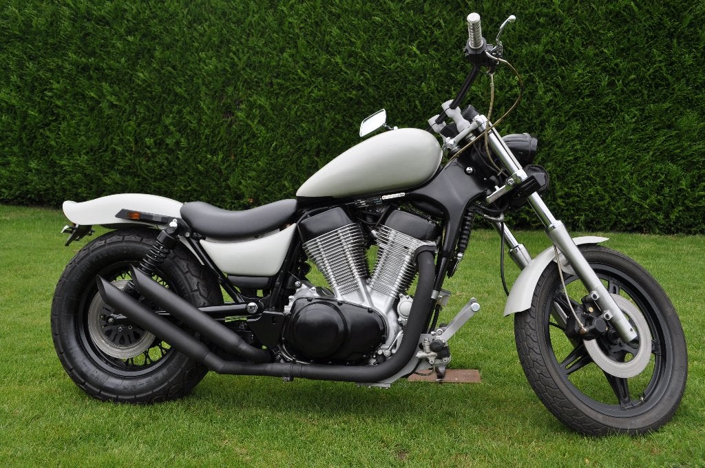 Zeer nette en erg goede Suzuki Intruder 1400, Motoren, 2 cilinders, Occasion, 1400 cc, Particulier