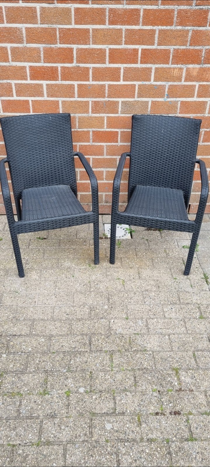 Terras stoelen, Ophalen
