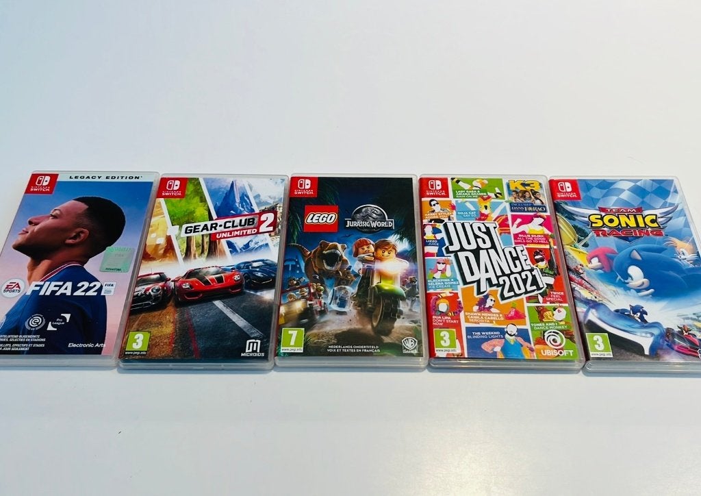 5 Nintendo Switch games, Enlèvement, Neuf
