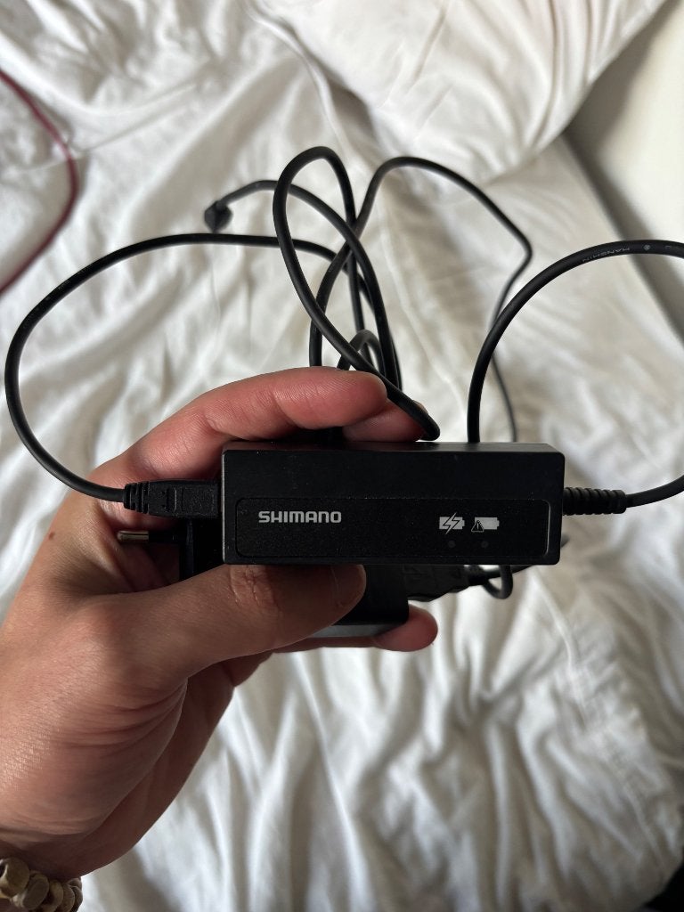 Chargeur Shimano di2, Vélos & Vélomoteurs, Pédalier ou Pédales, Comme neuf, Shimano, Enlèvement