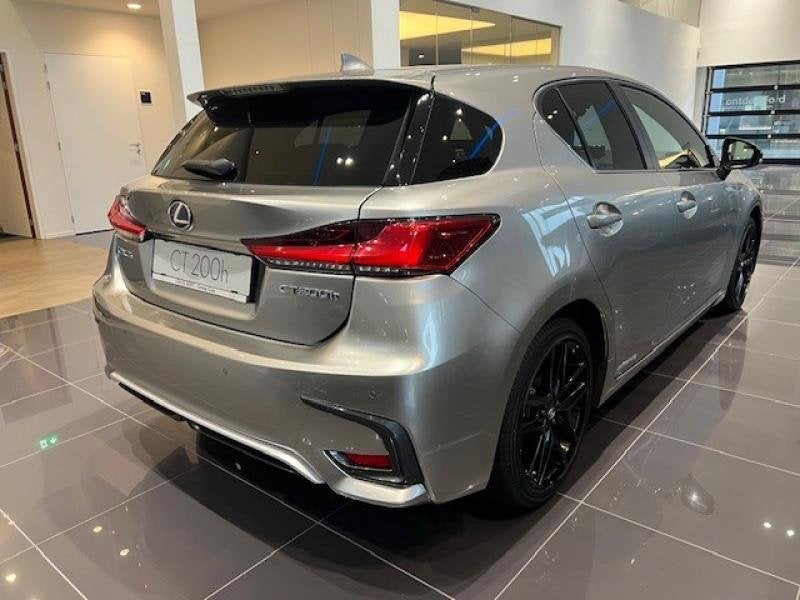 Lexus CT-H Black Line, Autos, Argent ou Gris, Achat, Euro 6, Entreprise