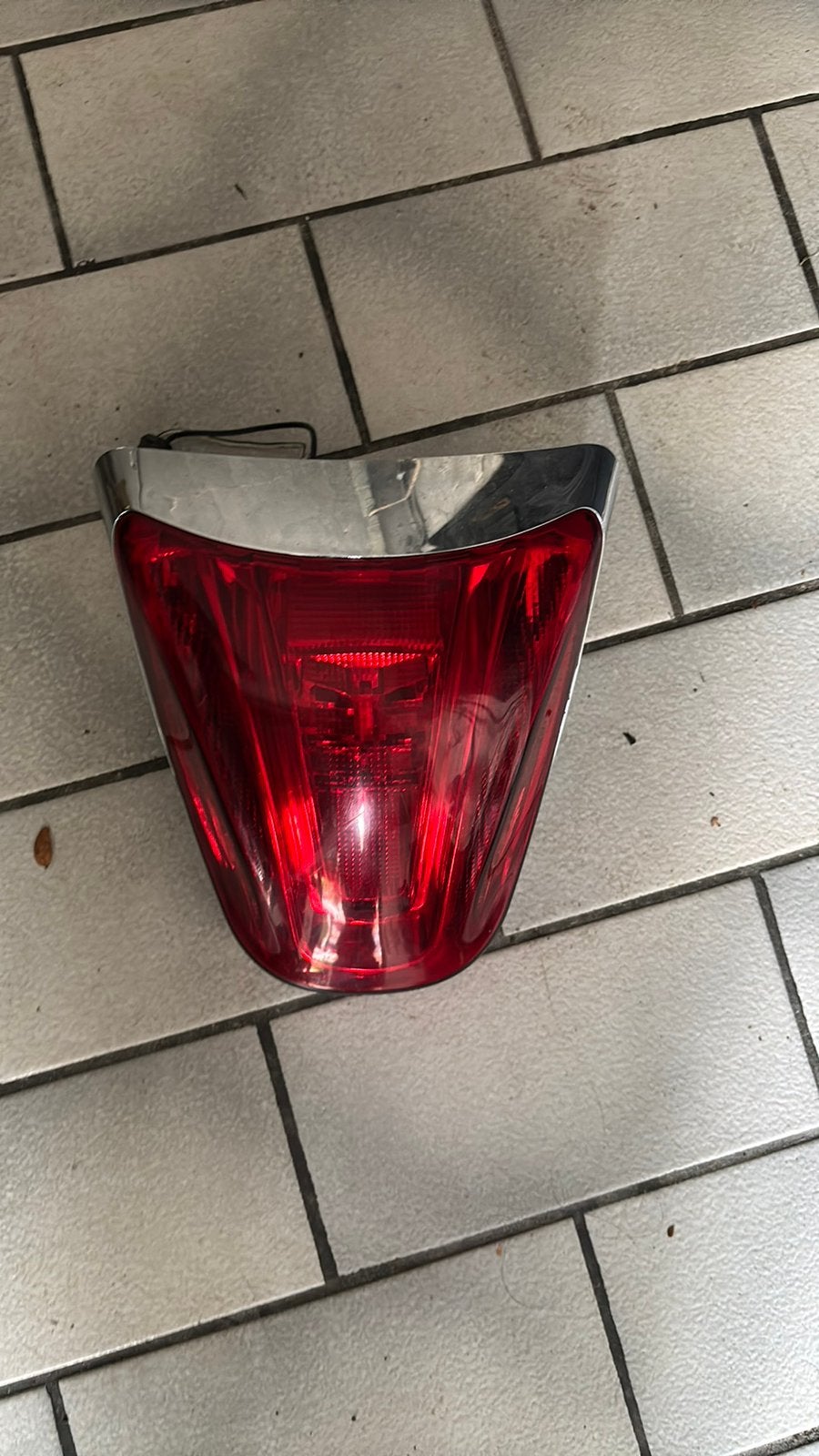 Achterlicht Vespa, Enlèvement
