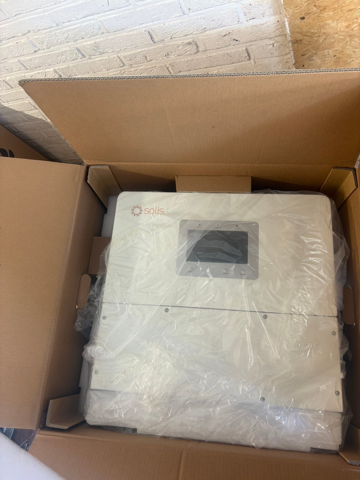 Solis Hybride 15 kW omvormer, Doe-het-zelf en Bouw, Zonnepanelen en Toebehoren, Ophalen, Nieuw