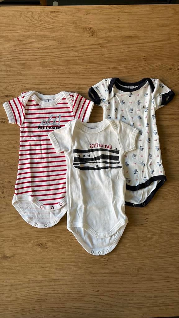 3 nieuwe body’s petit bateau, Ophalen of Verzenden, Nieuw, Jongetje of Meisje, Nacht- of Onderkleding
