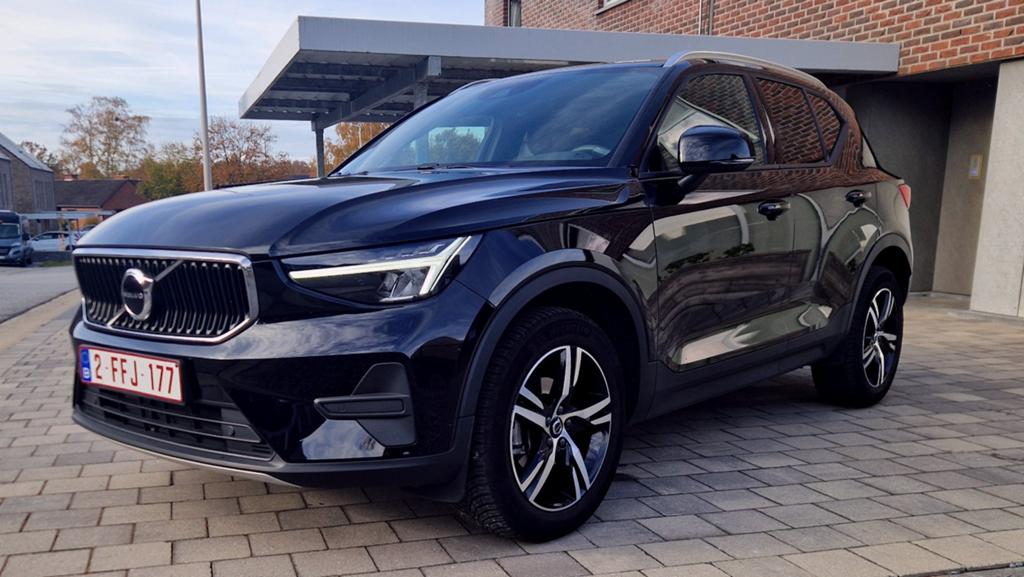 Volvo xc40 T2 2024 AUTOMAAT 29.000km Topstaat, Automaat, Stof, 4 cilinders, Zwart