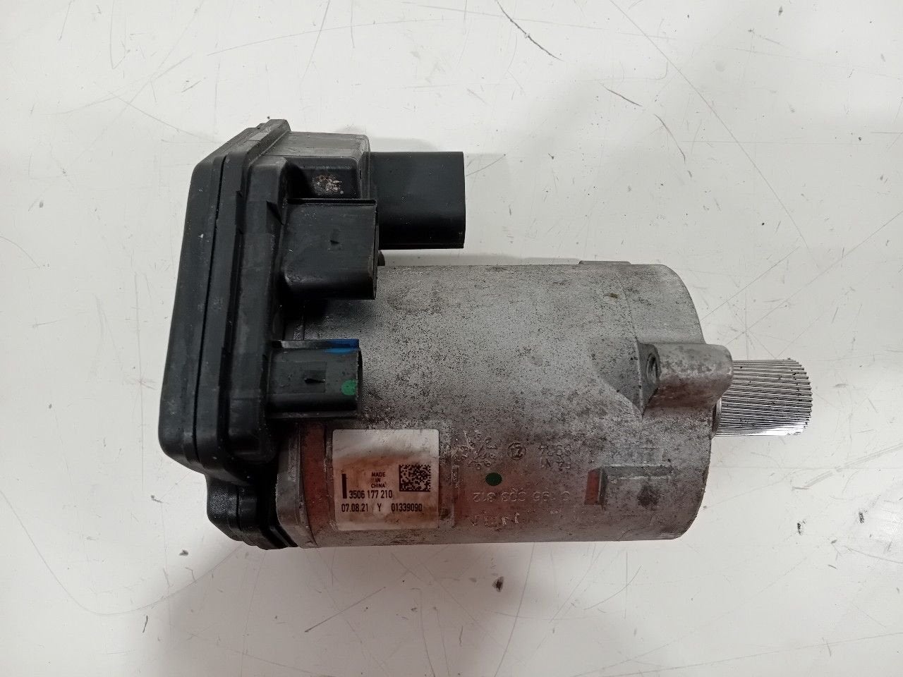 Stuurbekrachtigingspomp electrisch Volvo XC60, Onderdelen@venauto.nl, Van der Ven Autorecycling B.V., Ettenseweg 76, 4706 PB Roosendaal, The Netherlands