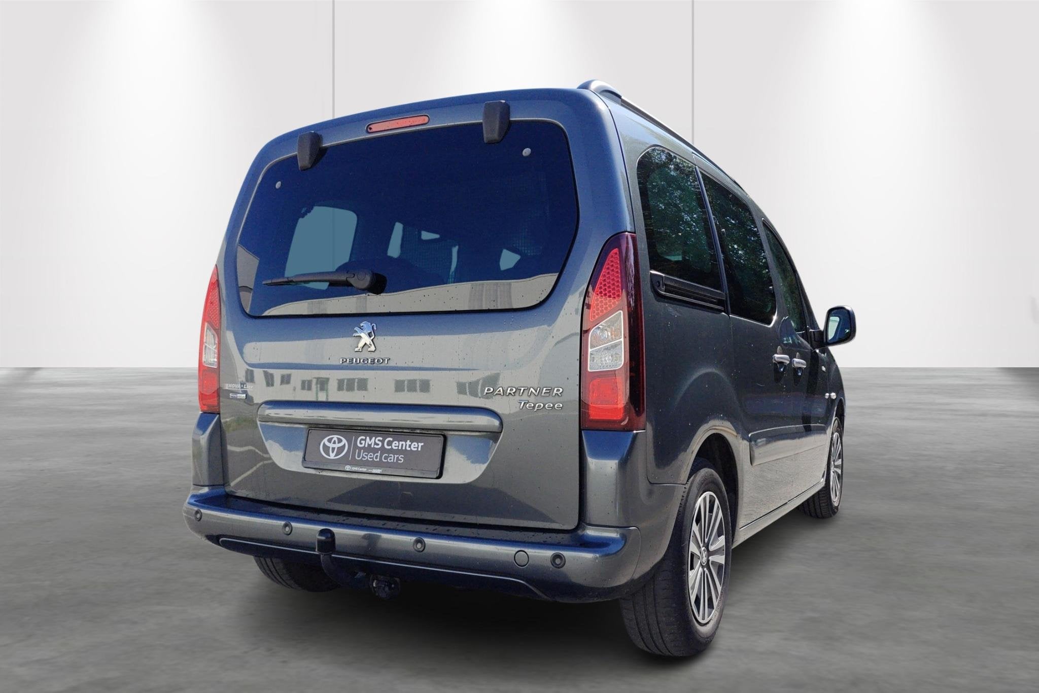 Peugeot Partner Tepee 1.2 PureTech 81kW S/S Tepee Style, Autos, Argent ou Gris, Achat, Boîte manuelle, Noir